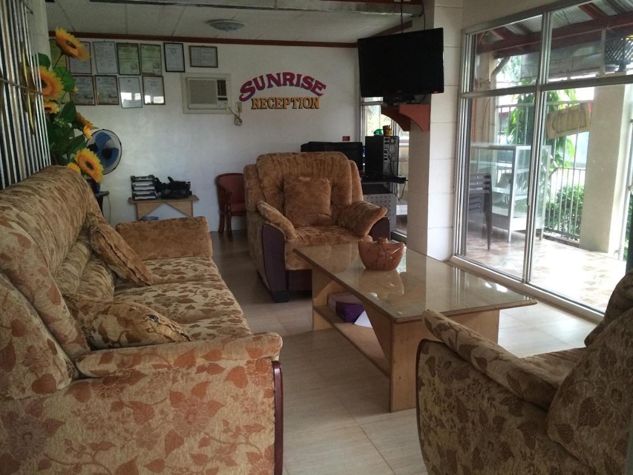 Sunrise Apartelle Olongapo Exterior foto