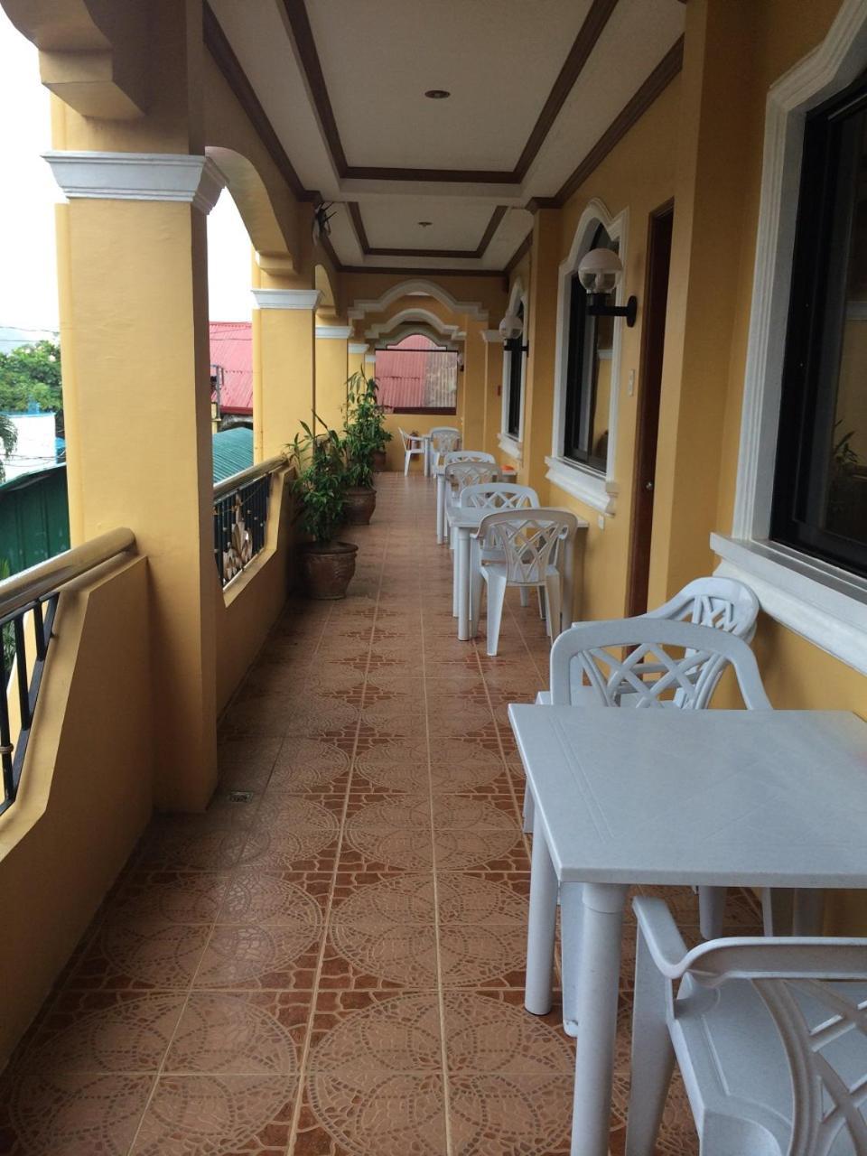Sunrise Apartelle Olongapo Exterior foto