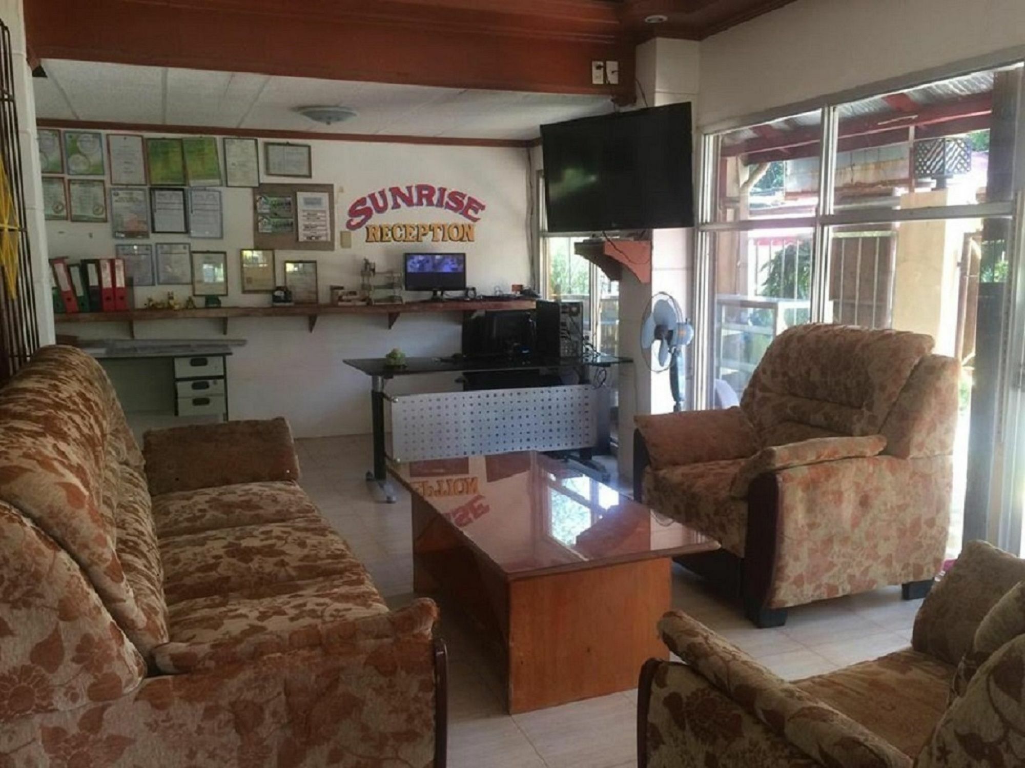 Sunrise Apartelle Olongapo Exterior foto